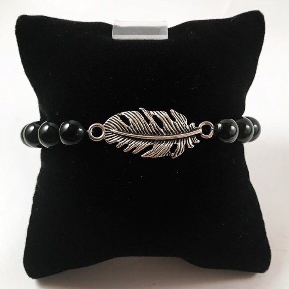 Genuine onyx gemstone silver leaf bracelet - Picture 3 of 9